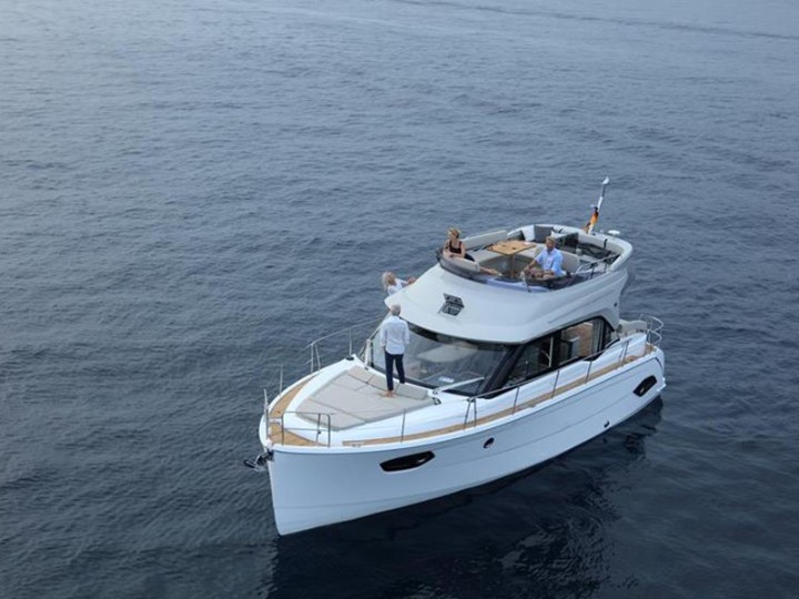 Bavaria E40 Fly - 