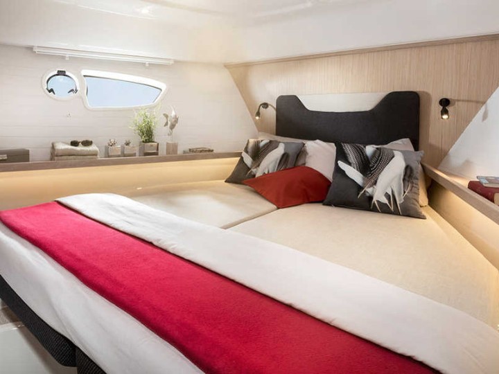 Bavaria E40 Fly - 