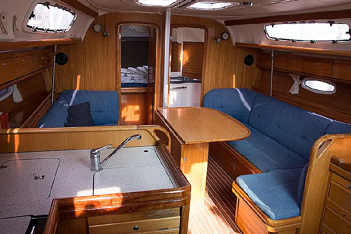 Bavaria 38 Cruiser - 