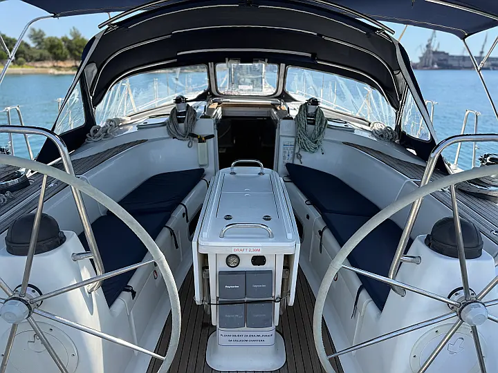 Bavaria 49 - 