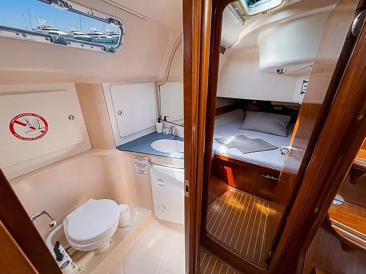 Bavaria 49 - 
