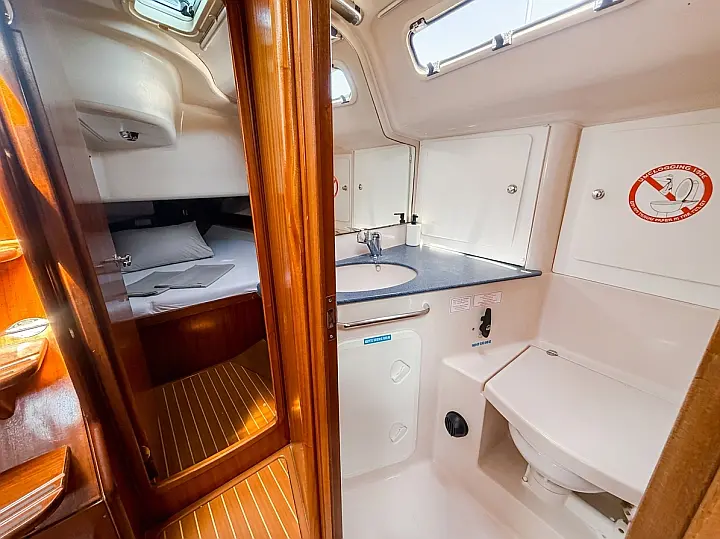 Bavaria 49 - 