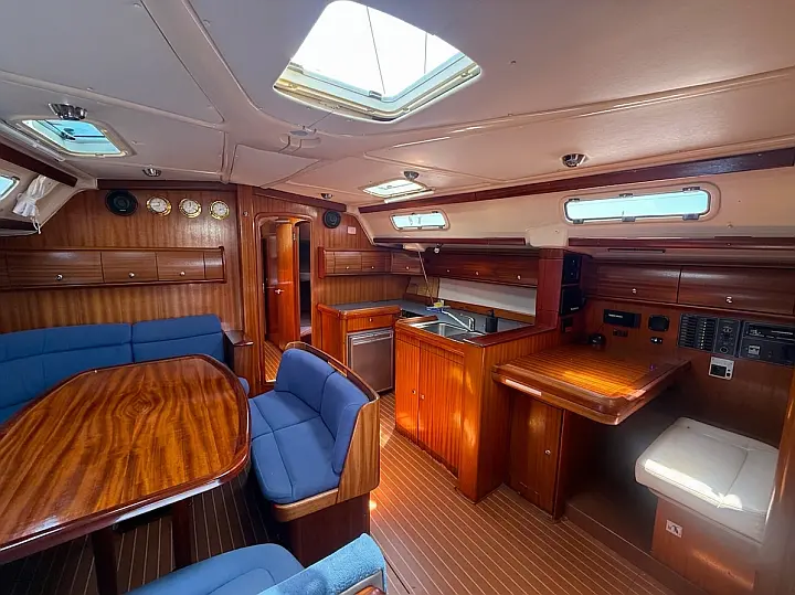 Bavaria 49 - 