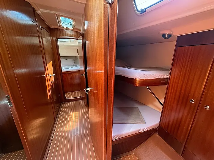Bavaria 49 - 