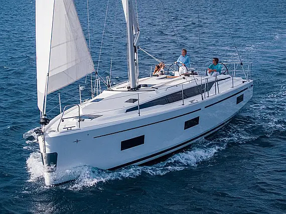 Bavaria C42