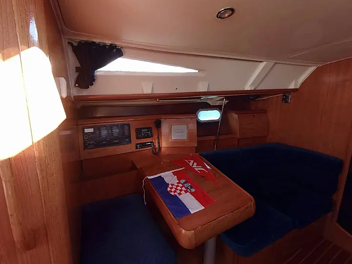 Sun Odyssey 40 - 