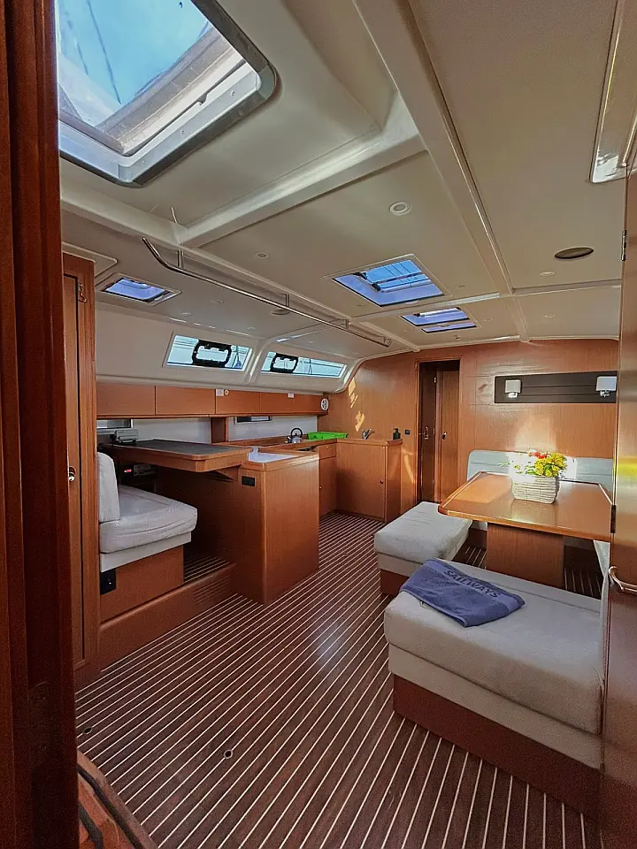 Bavaria Cruiser 51 - 