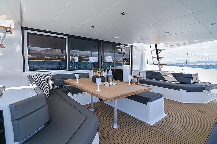 Dufour Catamaran 48 - 