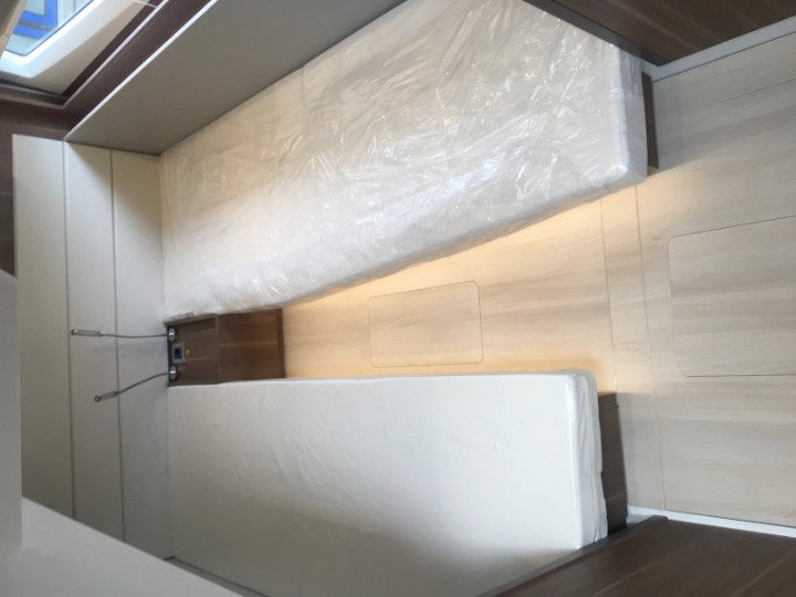 Sealine C390 - 