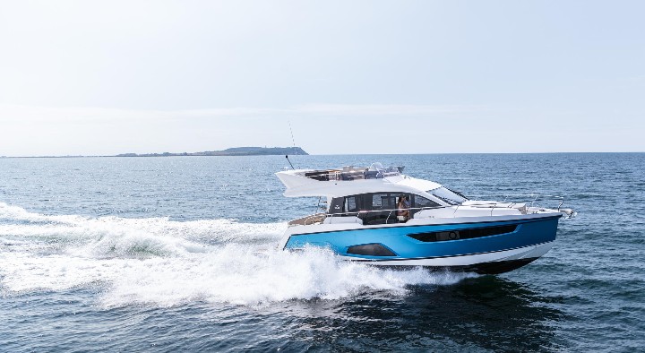 Sealine F430 - 