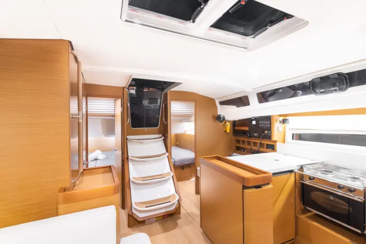Sun Odyssey 440 - 