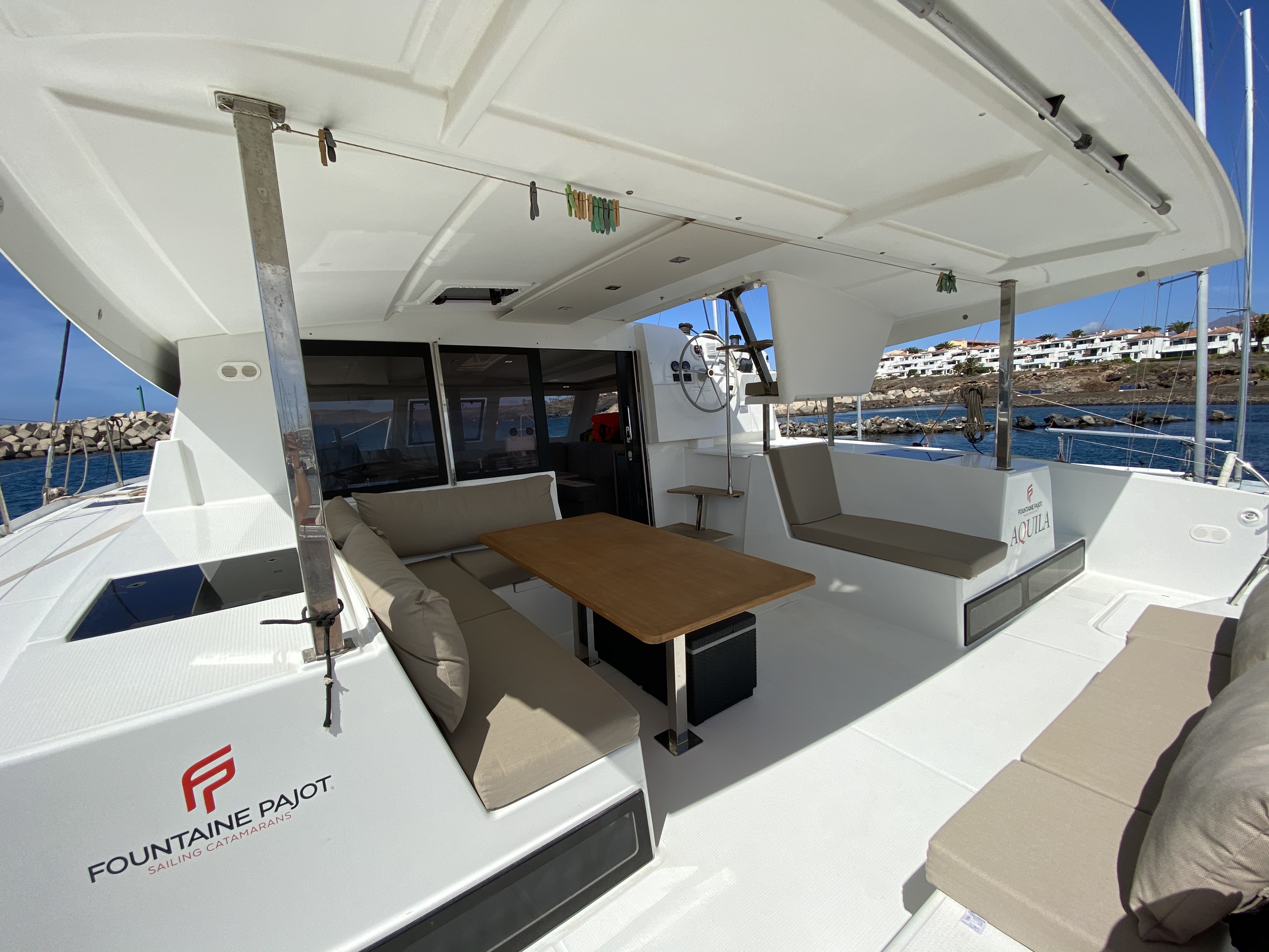 Lucia 40 - 