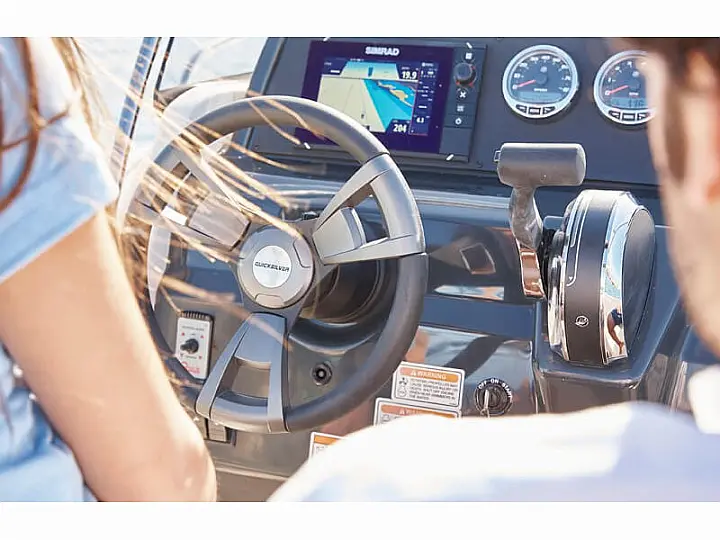 Quicksilver 605 Activ Open - Innen Bild