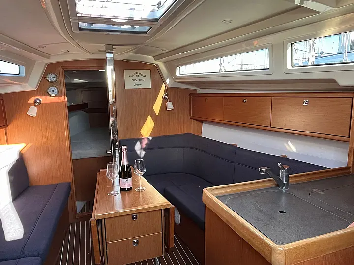 Bavaria Cruiser 34 - 
