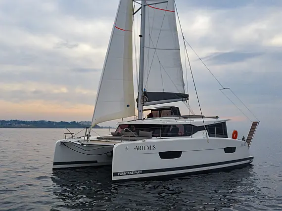 Fountaine Pajot Isla 40