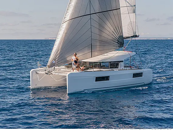 Lagoon 40