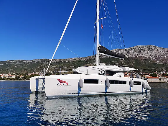 Lagoon 50