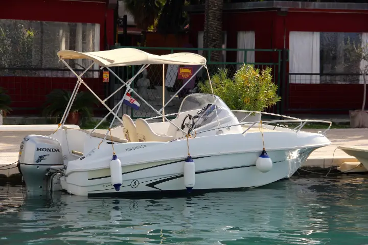 Beneteau Flyer 550 SD - 