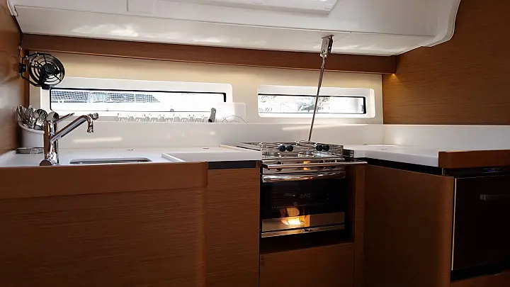 Sun Odyssey 490 - 