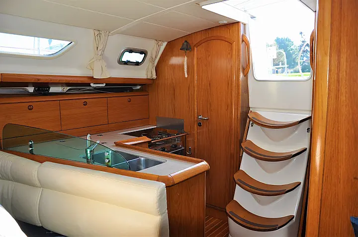 Sun Odyssey 37 - 