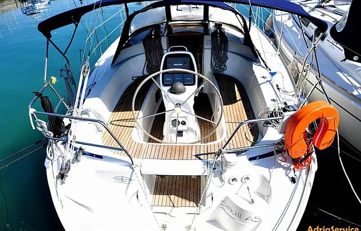 Bavaria 33 Cruiser - 