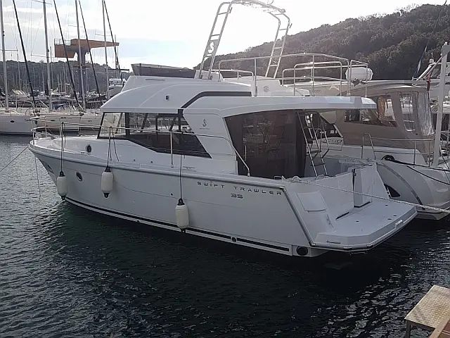 Swift Trawler 35