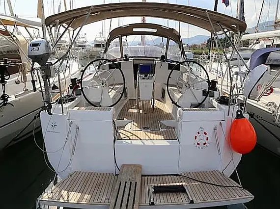 Sun Odyssey 419