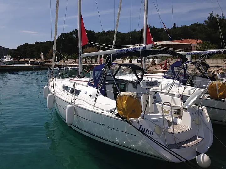 Sun Odyssey 32i - 