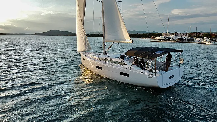 Elan Impression 45 - 