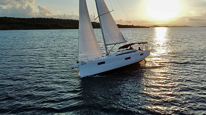 Elan Impression 45 - 