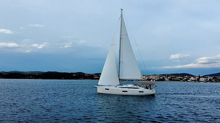 Elan Impression 45 - 