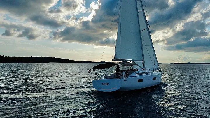 Elan Impression 45 - 