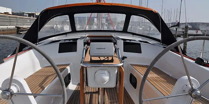 Hanse 385 - 