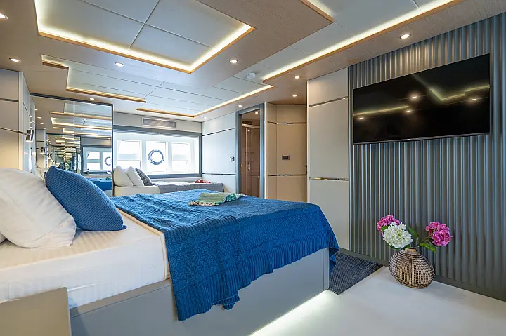 27M Trawler Motor Yacht Lavin - 