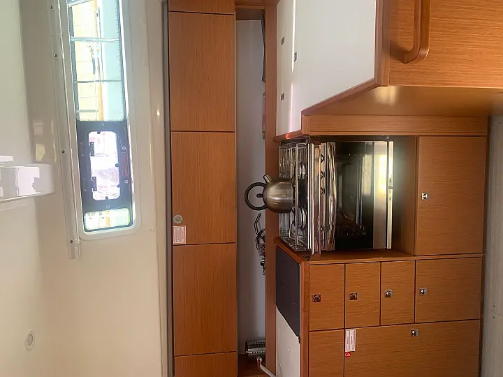 Bavaria C42 (3 cab.) - 