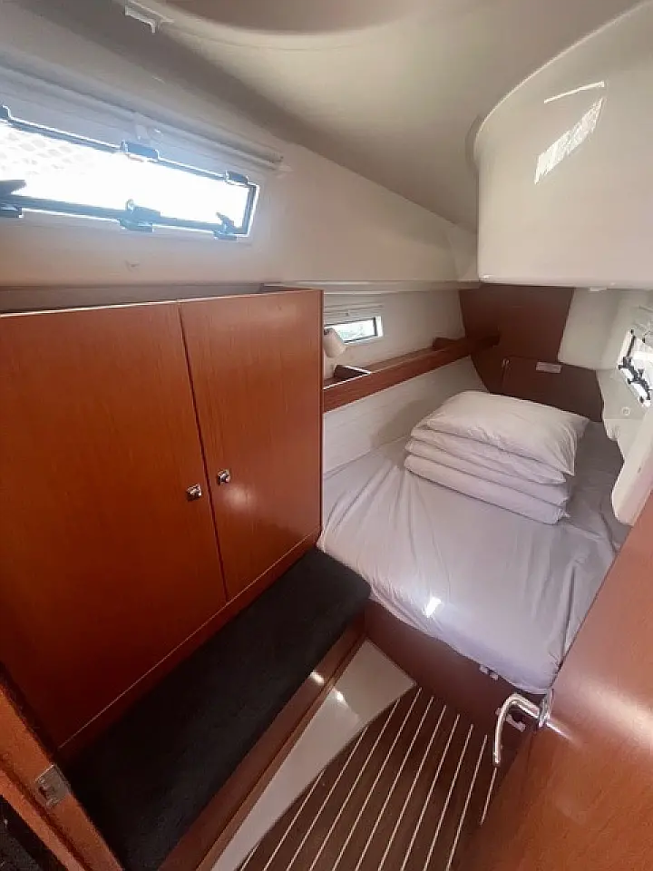 Bavaria Cruiser 33 - 