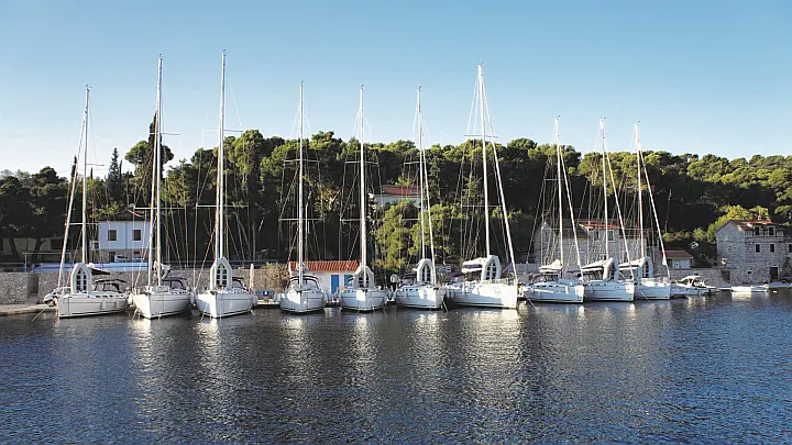 Lagoon 42 - Marina Rogač - sailboats (photo taken 2019)